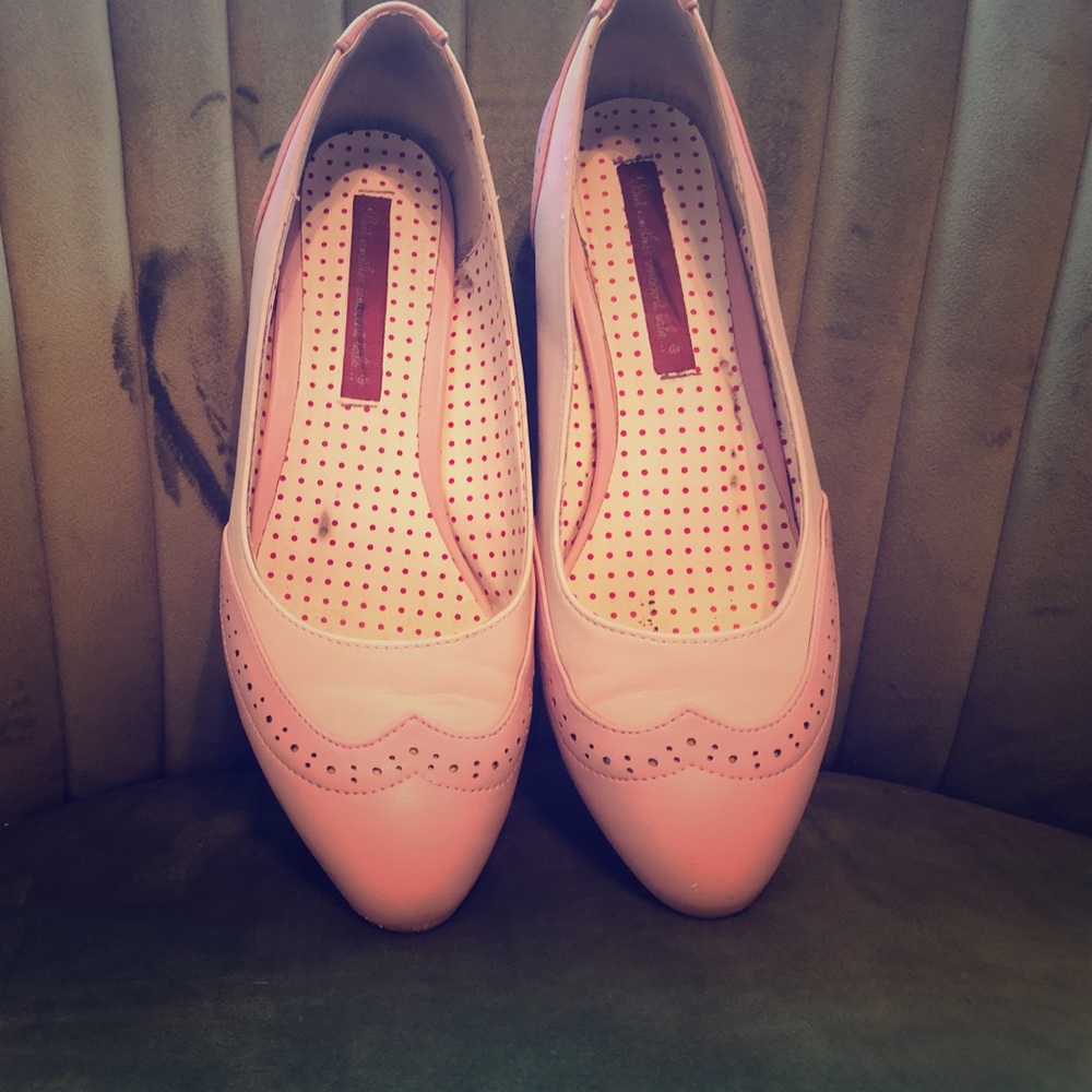 B.A.I.T. Oxford Heels